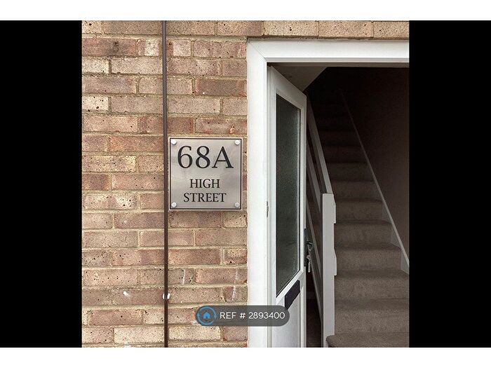 3 Bedroom Flat To Rent In Wheatley, Oxford, OX33