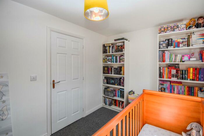 3 Bedroom Terraced House For Sale In Turnstone Drive, Scunthorpe, DN16