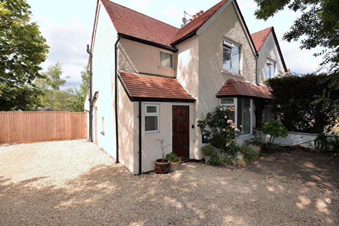 2 Bedroom Semi-Detached House To Rent In West Way, Botley, Oxford, OX2