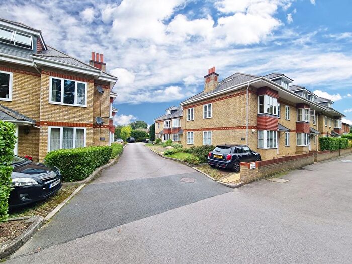 2 Bedroom Flat To Rent In Woodmill Court, London Road, Ascot, Berkshire, SL5