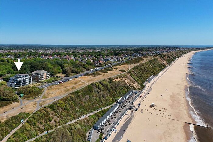 3 Bedroom Apartment For Sale In Boscombe Overcliff Drive, Bournemouth, Dorset, BH5