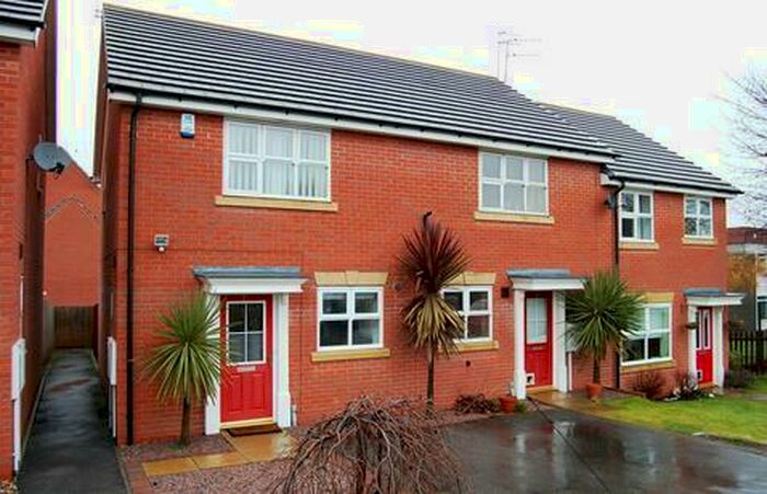 2 Bedroom House To Rent In Denton Drive, West Bridgford, NG2