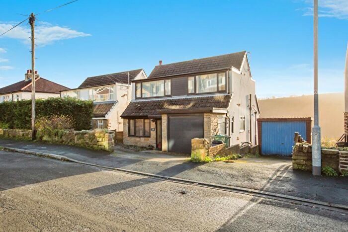 4 Bedroom Detached House For Sale In Springwood Drive, Halifax, HX3