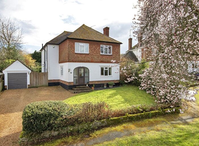 4 Bedroom Detached House For Sale In The Close, Sevenoaks, Kent, TN13