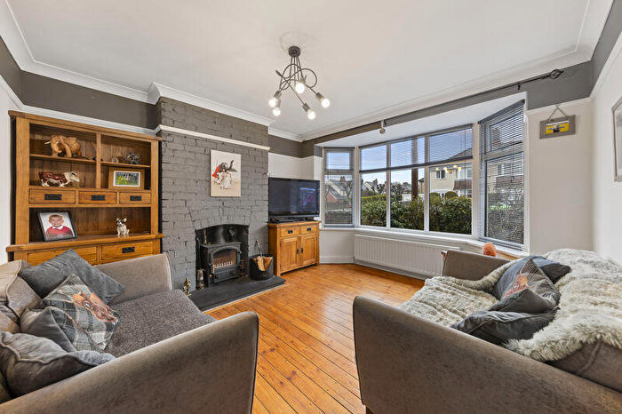 3 Bedroom Semi Detached House For Sale In Tapton View Road, Newbold, Chesterfield, S41