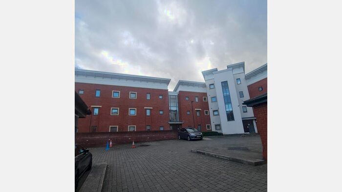 2 Bedroom Flat To Rent In Albion Street, Wolverhampton, WV1