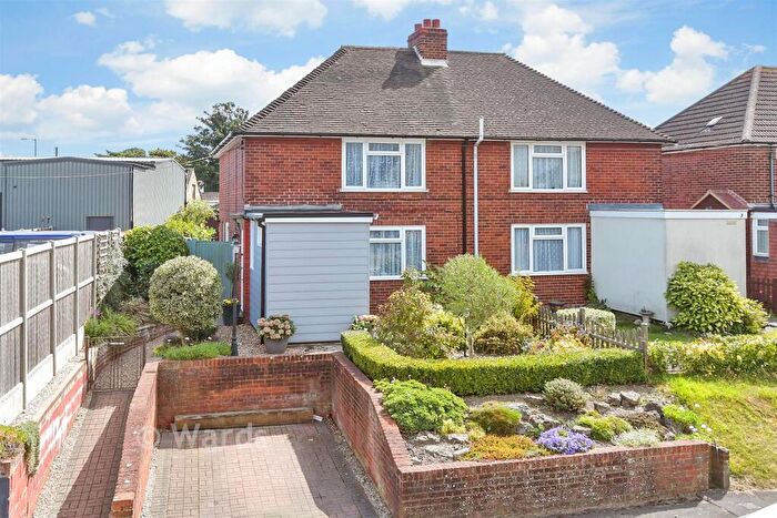 3 Bedroom Semi-Detached House For Sale In Burgess Green, Hacklinge, Deal, Kent, CT14