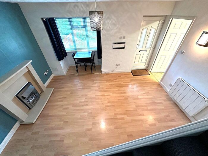 2 Bedroom End Of Terrace House To Rent In Gifford Road, Stratton, Swindon, SN3