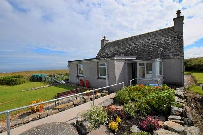 3 Bedroom Cottage For Sale In Seaview, Auckengill, KW1