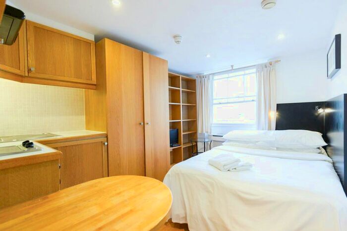 Studio To Rent In Cartwright Gardens, Bloomsbury, London, WC1H