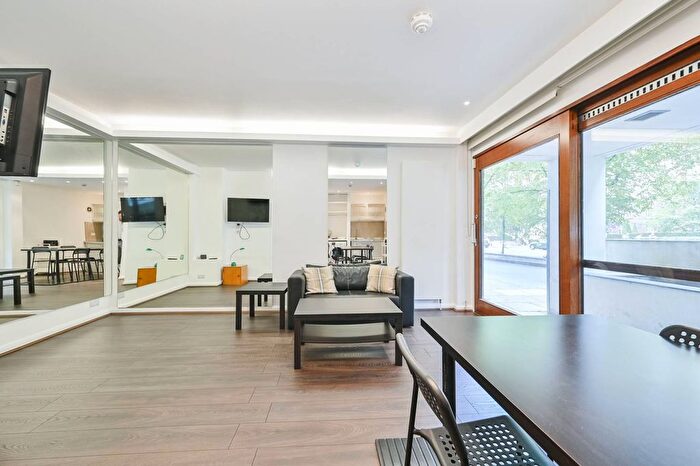 Studio To Rent In Hall Road, London, St John's Wood, London, NW8