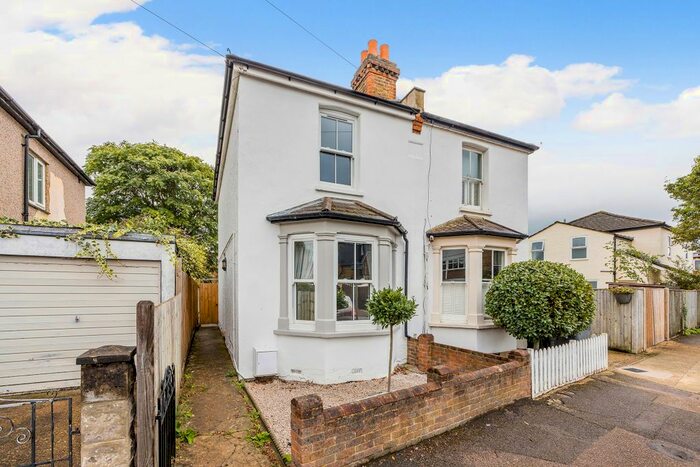3 Bedroom Detached House To Rent In Horace Road, Kingston Upon Thames, KT1