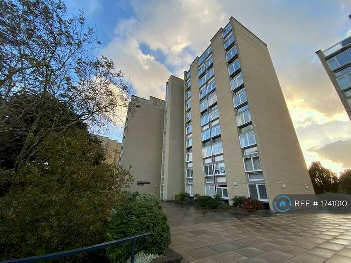 2 Bedroom Flat To Rent In Westmorland House, Bristol, BS6