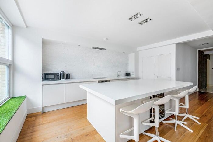 2 Bedroom Apartment To Rent In Northburgh Street, London, EC1V
