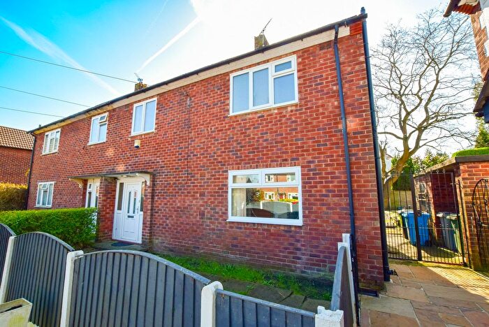 3 Bedroom Semi Detached House For Sale In Brixham Drive, Sale, M33