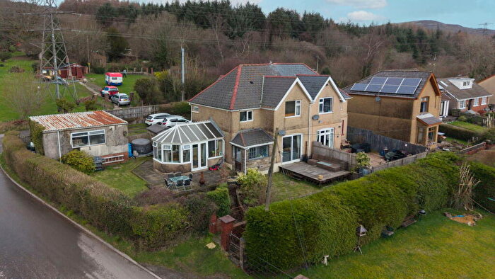 3 Bedroom Semi Detached House For Sale In Castlewood, Talywain, NP4