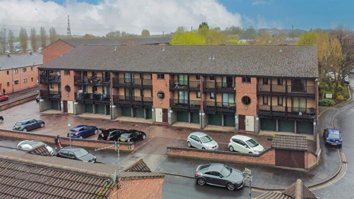 1 Bedroom Flat To Rent In Alderney Street, Nottingham, Nottinghamshire, NG7