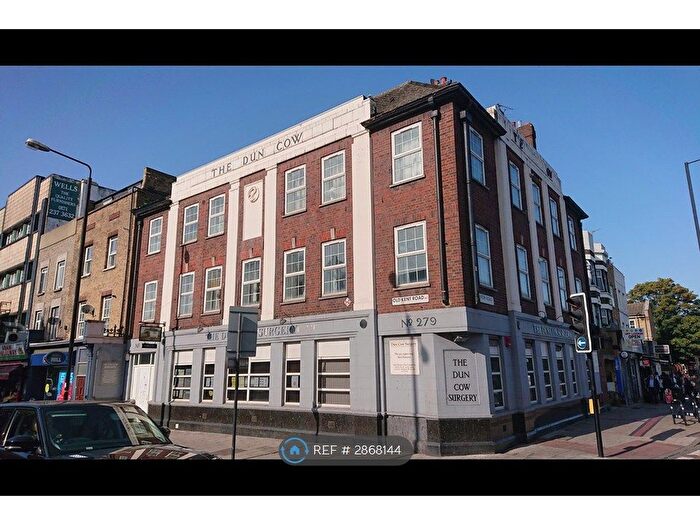 3 Bedroom Flat To Rent In Dunton Road, London, SE1