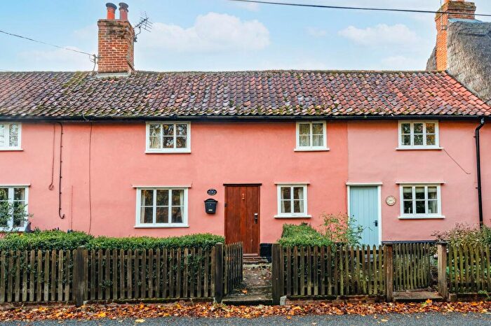 2 Bedroom Cottage For Sale In The Street, Thornham Magna, IP23