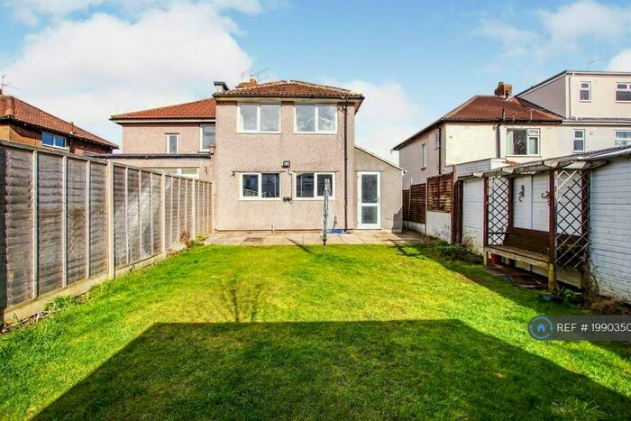 4 Bedroom Semi-Detached House To Rent In Filton Avenue, Filton, Bristol, BS34