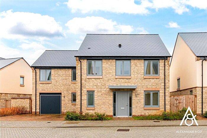 5 Bedroom House To Rent In Haricot Vale Road, Bicester, Oxfordshire, OX27