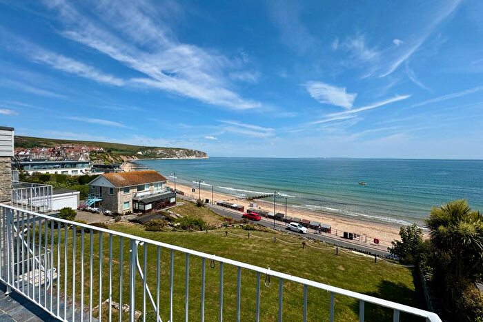2 Bedroom Flat For Sale In De Moulham Road, Swanage, BH19