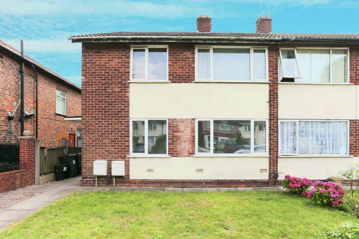 2 Bedroom Maisonette To Rent In Wheelwright Road, Erdington, B24