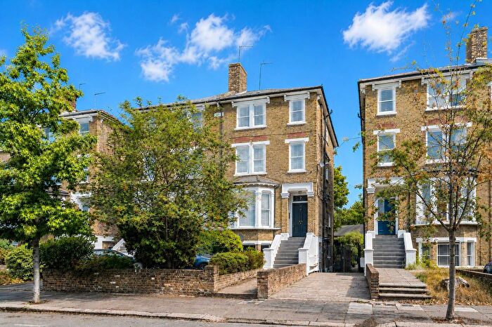2 Bedroom Flat For Sale In Churchfield Road, Northfields, Ealing, W13