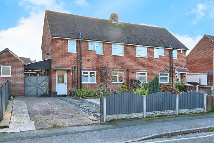 3 Bedroom Semi Detached House For Sale In Waverley Place, Worksop, S80