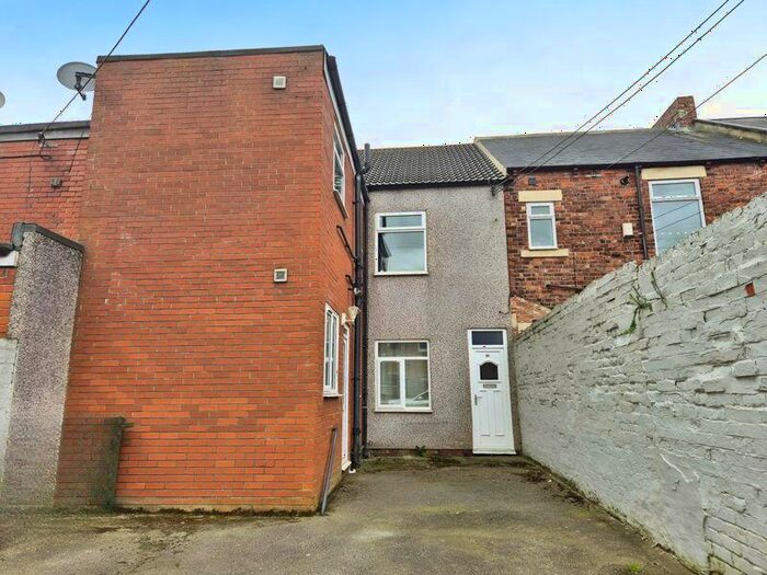 2 Bedroom Flat To Rent In Gladstone Terrace, Bedlington, NE22