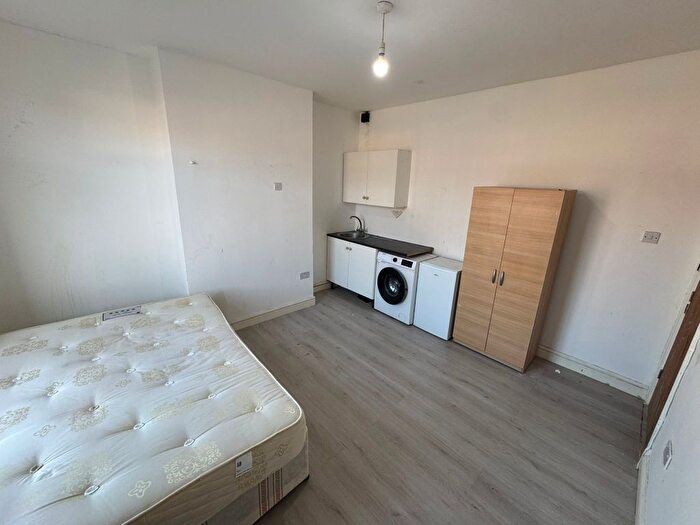 Studio To Rent In Jesmond Avenue, Wembley, HA9