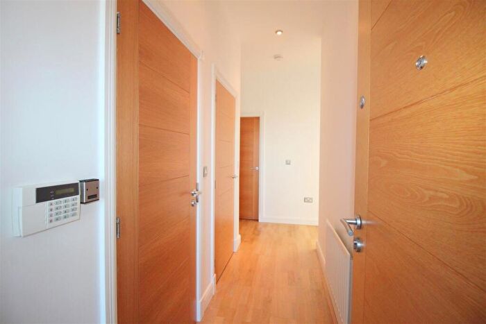 2 Bedroom Apartment To Rent In Clifton Drive North, Lytham St. Annes, FY8