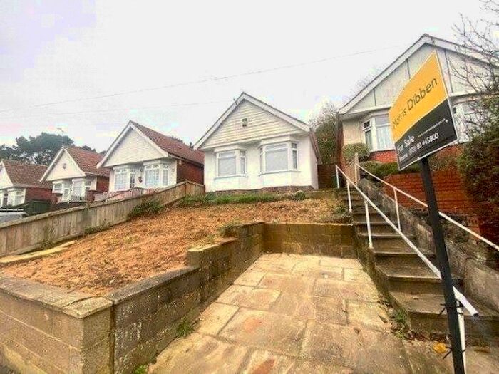 2 Bedroom Bungalow To Rent In Woodmill Lane, Southampton, Hampshire, SO18