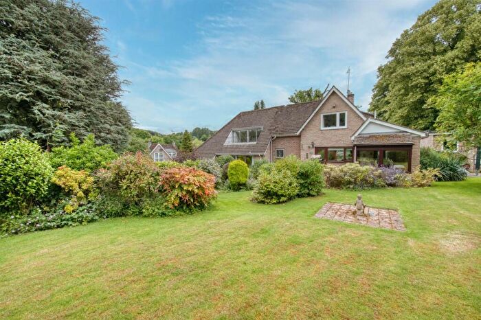 3 Bedroom Detached House For Sale In Derby Road, Cromford, DE4