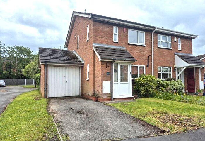 2 Bedroom Semi-Detached House To Rent In Compton Drive, Streetly, Sutton Coldfield, B74
