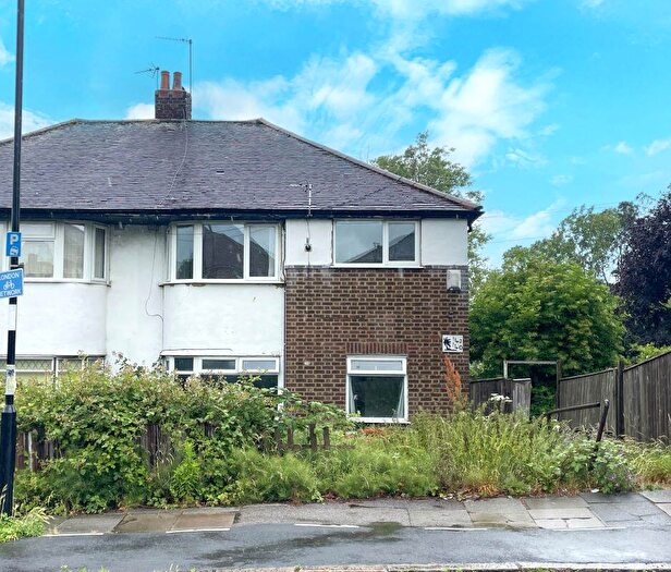 2 Bedroom Flat For Sale In Moremead Road, Catford, SE6