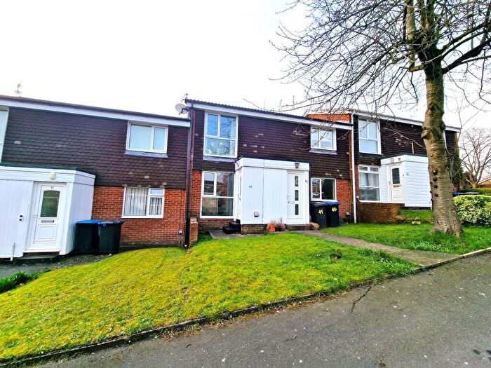 2 Bedroom Flat For Sale In Chillingham Road, Durham, DH1