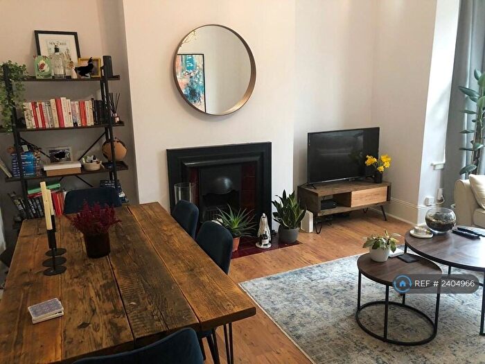 2 Bedroom Flat To Rent In Preston Road, London, E11