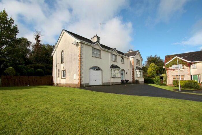 4 Bedroom Detached House For Sale In Carnglave Manor, Ballynahinch, BT24