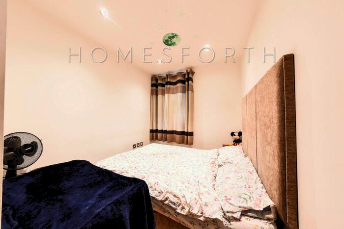 Studio For Sale In Carnegie House, Peterborough Road, Harrow On The Hill, HA1