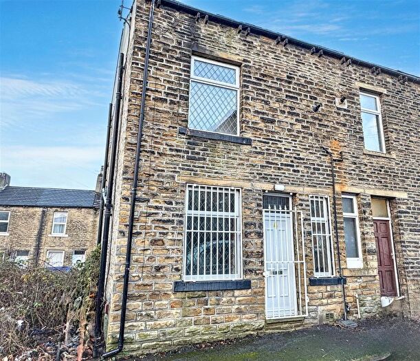 2 Bedroom End Terrace House For Sale In Arcadia Street, Keighley, BD21