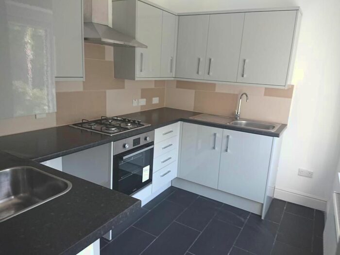 1 Bedroom Flat To Rent In Cavendish Road, Salford, M7