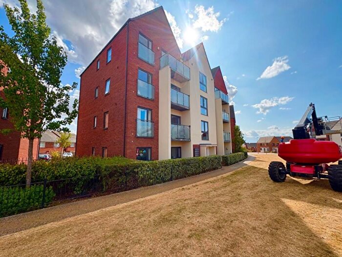 2 Bedroom Flat For Sale In Cicero Crescent, Fairfields, MK11