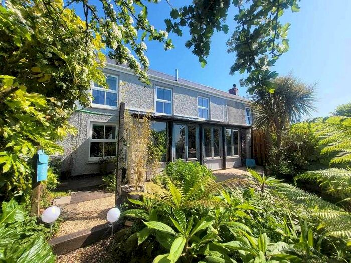 2 Bedroom Terraced House For Sale In Longdowns, Penryn, TR10
