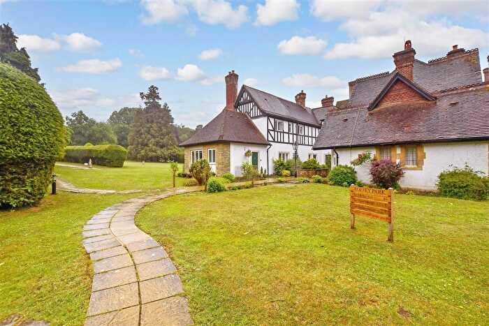 2 Bedroom Mews For Sale In Forest Road, Horsham, West Sussex, RH12