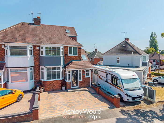 4 Bedroom Semi Detached House For Sale In Ridgacre Lane, Quinton, Birmingham, B32
