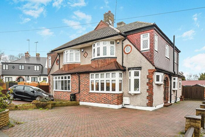 4 Bedroom Property For Sale In Corkscrew Hill, West Wickham, BR4