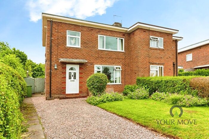 3 Bedroom Semi-Detached House For Sale In The Crescent, Donnington, Telford, Shropshire, TF2