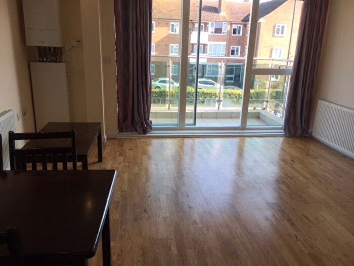 1 Bedroom Flat To Rent In Punam Apartments, A Windsor Close, Northwood, Middlesex, HA6