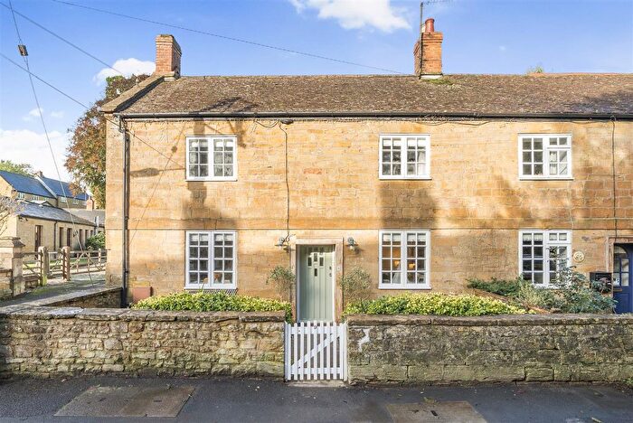 3 Bedroom Semi-Detached House For Sale In North Street, Stoke-Sub-Hamdon, Somerset, TA14